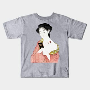 Beautiful Geisha in Kimono making up - Japanese art Kids T-Shirt